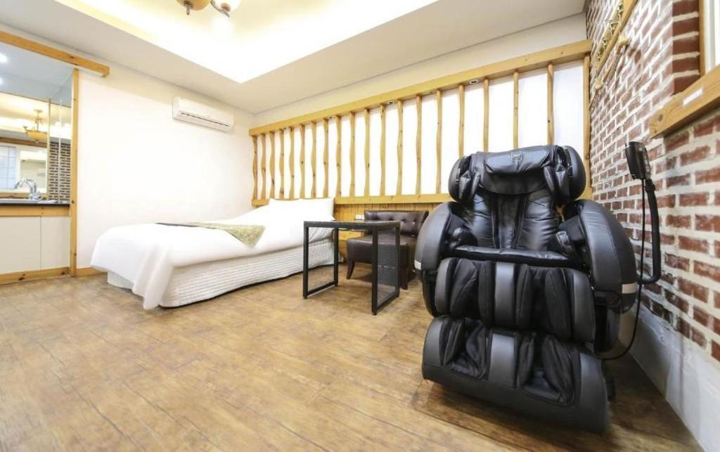 Cheonan Business Hotel Exterior photo